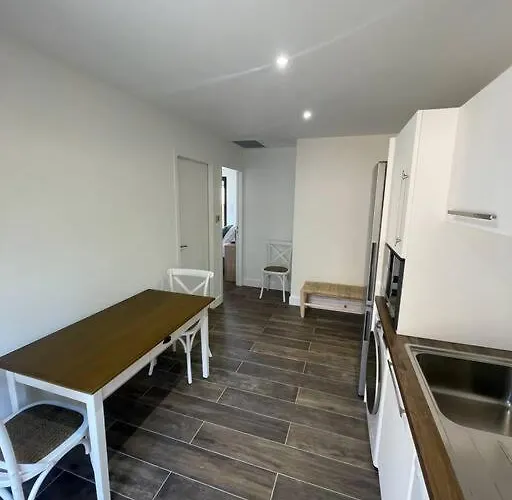 Petite Maison Proche De La *