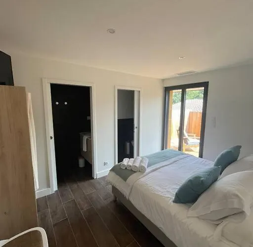 Petite Maison Proche De La Apartment